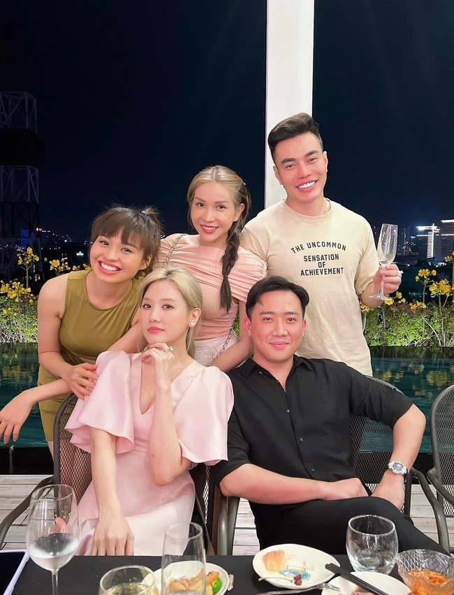 Lê Dương Bảo Lâm cũng nhiệt tình tung hứng bên dưới bài đăng 'thanh minh' của Trấn Thành. (Ảnh FBNV)
