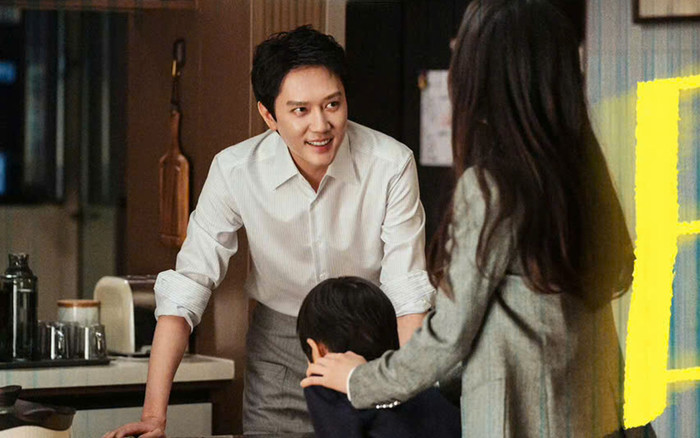 Vừa 'kết hôn' Phùng Thiệu Phong đã làm chồng tồi, khác hẳn lúc cưới Triệu Lệ Dĩnh Ảnh 2