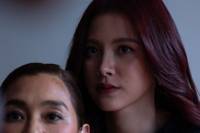 Cuộc chiến giữa Baifern Pimchanok và 'chị đại' Lukkade ngày càng căng thẳng trong phim 18+ Thái Lan hot nhất hiện nay. 