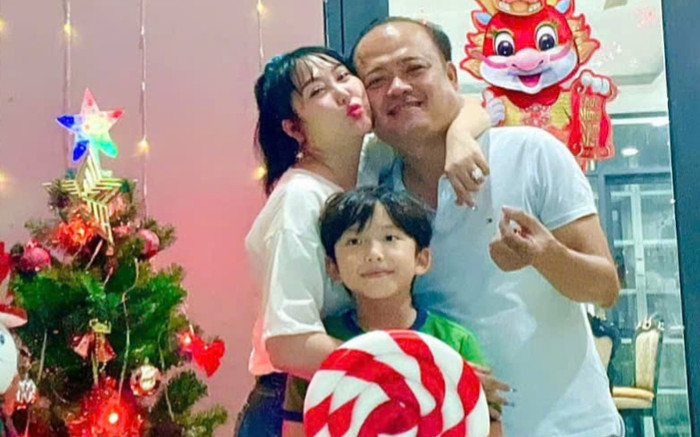 Hé lộ mối quan hệ của bạn trai mới với con riêng của Phi Thanh Vân Ảnh 2