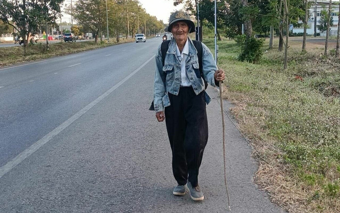 Người cha gì đi bộ 14 ngày để tìm con trai, cái kết khiến nhiều người rơi nước mắt Ảnh 2