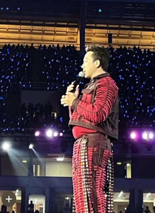 Showbiz 24h: Hình ảnh Trấn Thành lộ bụng khi mặc đồ ngắn đang được cư dân mạng chuyền tay nhau với tốc độ 'chóng mặt'. Ảnh: FBNV