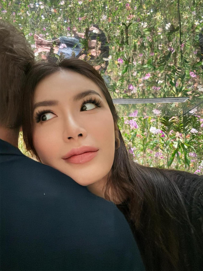 Nữ người mẫu 9X hiện có hôn nhân viên mãn bên chồng ngoại quốc. (Ảnh FBNV)