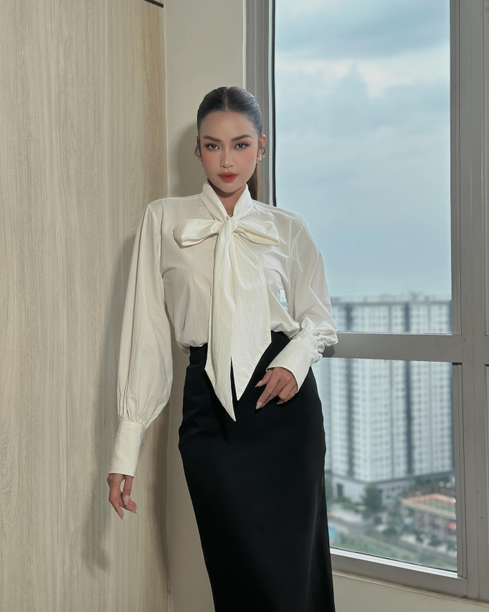 Hoa hậu Ngọc Châu cho biết chuyện tốt nghiệp đại học là điều bản thân mong muốn thực hiện nhất cho mẹ.