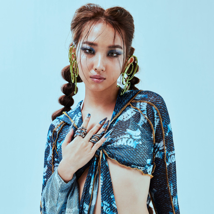 Nữ ca sĩ Thái Lan giống Hoa hậu Thùy Tiên như đúc Ảnh 6