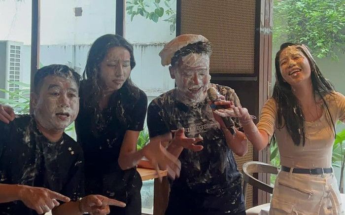 Hoa hậu Thùy Tiên gây chú ý với Quang Linh Vlogs Ảnh 2