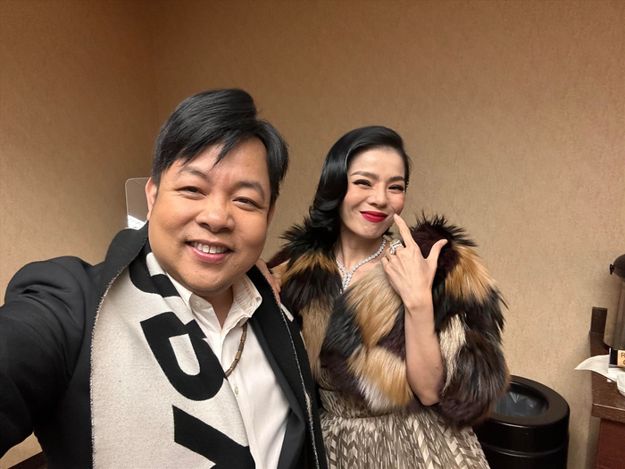 Quang Lê và Lệ Quyên là những đồng nghiệp thân thiết. (Ảnh: Sưu tầm)