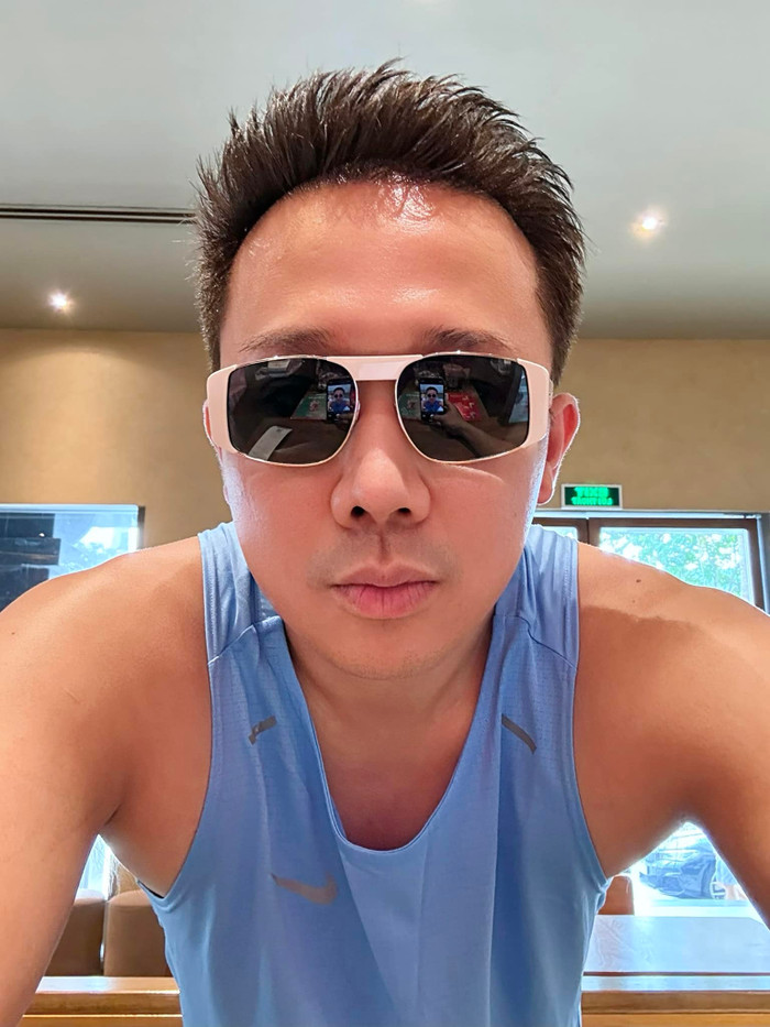 Trấn Thành tích cực chạy bộ lấy lại vóc dáng khi gia nhập hội bạn thân của Lâm Bảo Châu. (Ảnh: FBNV)