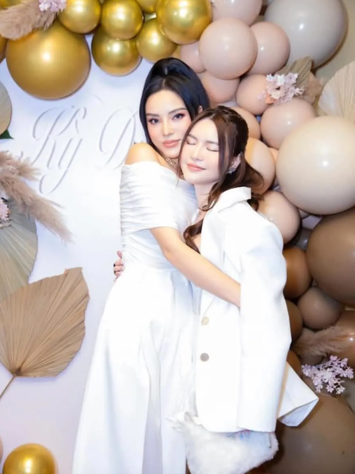 Hoa hậu Kỳ Duyên - Lucie Nguyễn là bạn bè thân thiết trong nhiều năm.