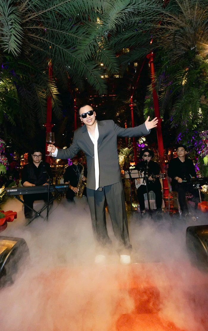 Vũ Khắc Tiệp tổ chức tiệc sinh nhật xa hoa mừng tuổi 41. (Ảnh FBNV)