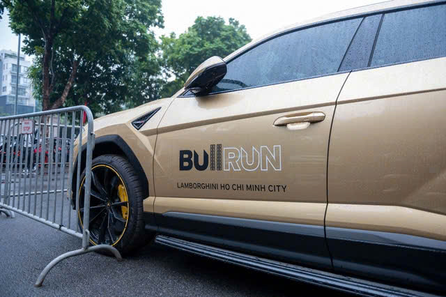 Lamborghini Urus có giá lăn bánh gần 20 tỉ đồng. Ảnh: Người Lao Động