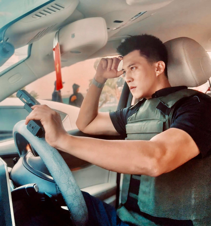 Hà Việt Dũng đang được đề cử Nam diễn viên ấn tượng tại VTV Awards 2024 với vai diễn trong Độc Đạo.