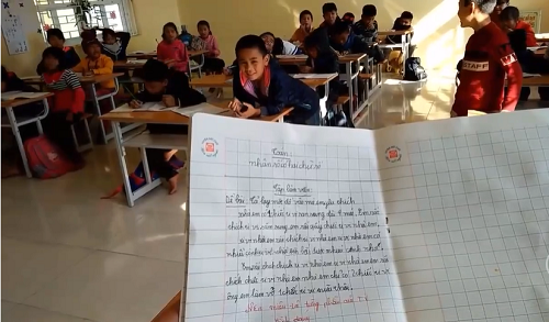 Bài văn tả chiếc tivi khiến thầy giáo và dân mạng cười ngất