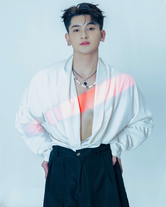 Minh Khải sở hữu ngoại hình cực phẩm, visual sáng bừng khiến nhiều đạo diễn lựa chọn cho các vai diễn nặng kí.