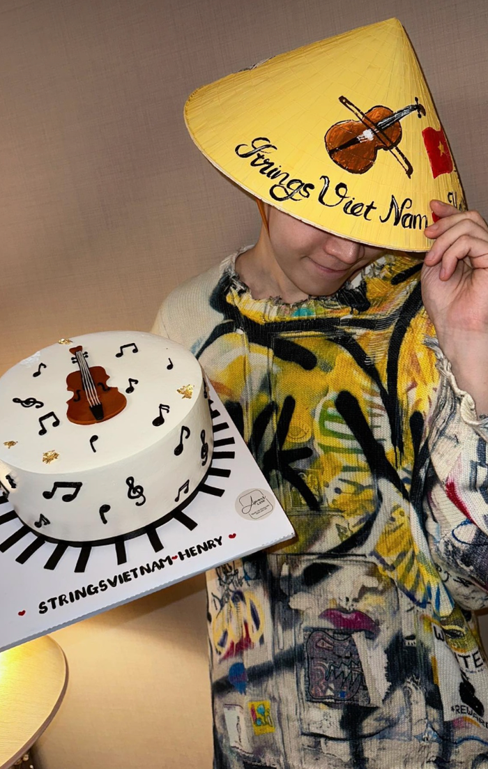 Món quà mà Henry Lau được khán giả Việt Nam dành tặng sau khi vừa đặt chân đến dải đất hình chữ S.