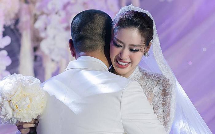 Toàn cảnh đám cưới đẹp như mơ của Hoa hậu Khánh Vân Ảnh 2