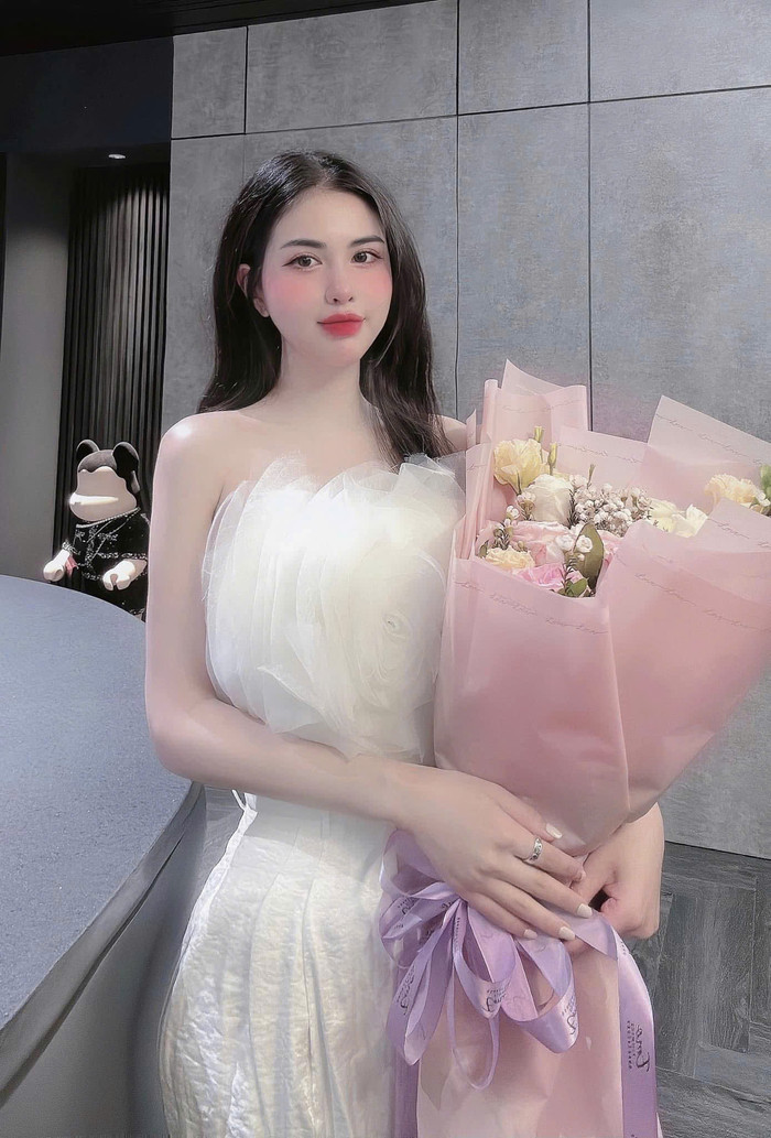 Vợ cũ Việt Anh ngày càng nhuận sắc. Ảnh: FBNV