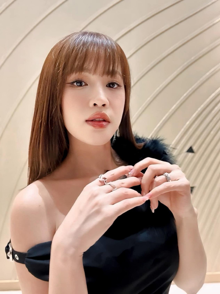 Puka dẫn đầu đề cử Nữ diễn viên được yêu thích nhất (hạng mục Không gian mạng).