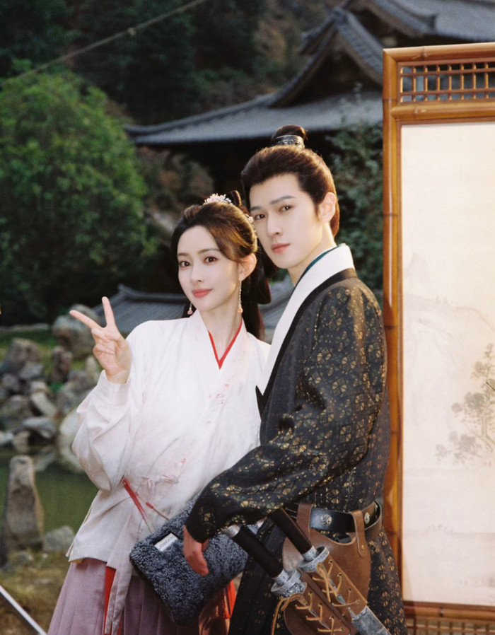 Lý Quân Nhuệ và Mạnh Tử Nghĩa đang là cặp đôi hot nhất mạng xã hội những ngày vừa qua.