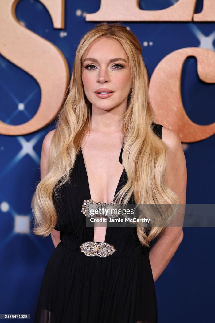 Diện mạo mới đầy trẻ trung của diễn viên Lindsay Lohan.