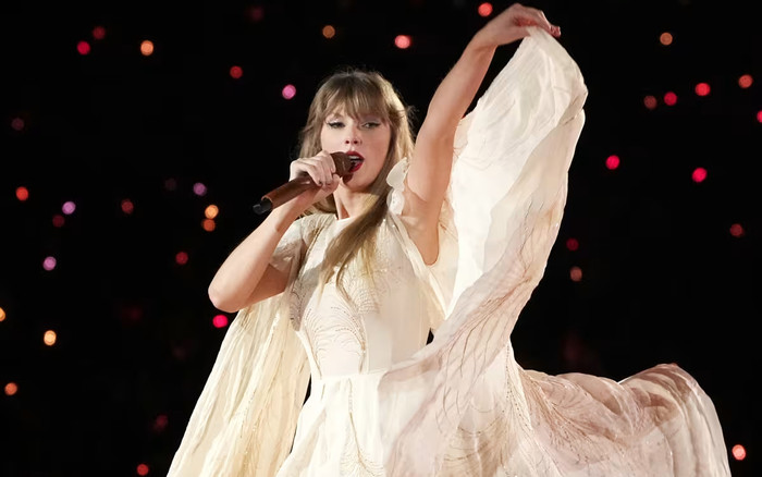 Taylor Swift làm gì sau khi kết thúc chuyến lưu diễn có doanh thu cao nhất mọi thời đại? Ảnh 2