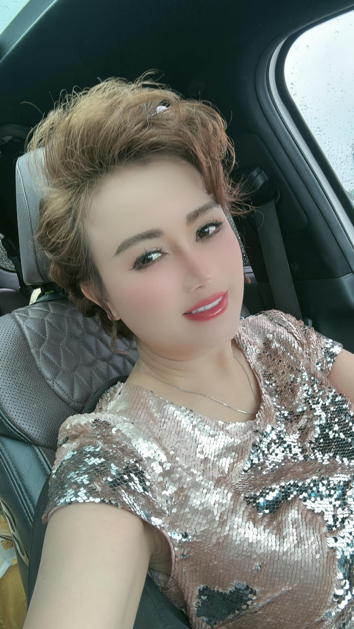 Hoàng Yến và bạn trai đã đính hôn nhưng chưa vội tổ chức đám cưới. (Ảnh FBNV)