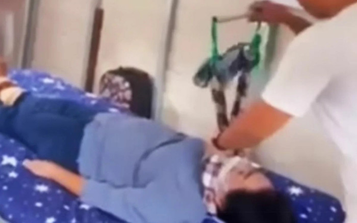 Người mẹ qua đời sau 10 ngày đi nắn xương, con trai lên tiếng cầu cứu Ảnh 2