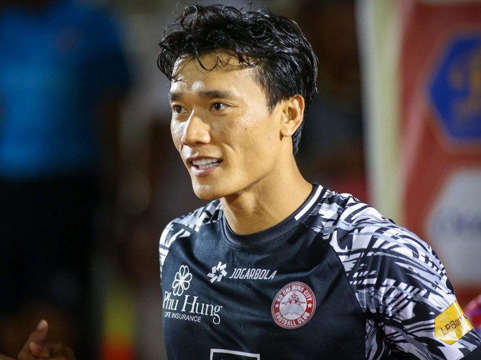 Chia tay CLB TPHCM, thủ môn Bùi Tiến Dũng đầu quân cho CLB Đà Nẵng ở giai đoạn hai V.League. Ảnh: CLB TPHCM