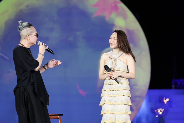 và cả danh ca Jimmii Nguyễn đều từng trở thành khách mời đặc biệt trong show MY SOUL 1981 của Mỹ Tâm qua các mùa. 