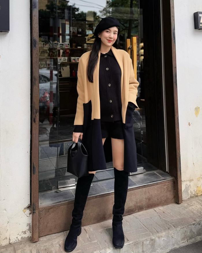 MC Mai Ngọc 'kết thân' với những trang phục cơ bản, mang tông màu đen chủ đạo khi xuống phố dạo chơi.