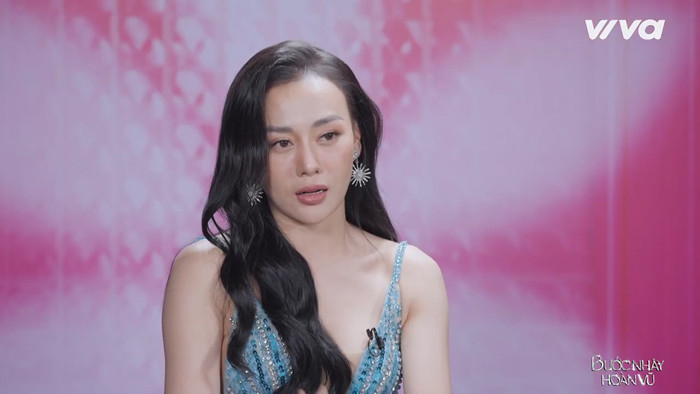 Phương Oanh tái xuất sau thời gian tạm dừng hoạt động nghệ thuật để sinh con.