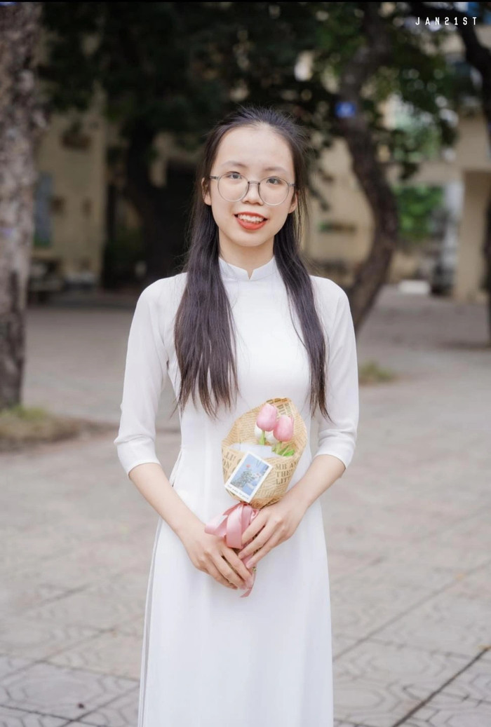 Môn Văn là môn học yêu thích của Hà Nhi