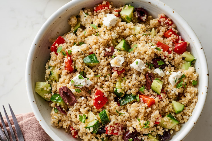 Quinoa là gì mà Tóc Tiên dùng thay cơm trắng để giảm cân? Ảnh 2