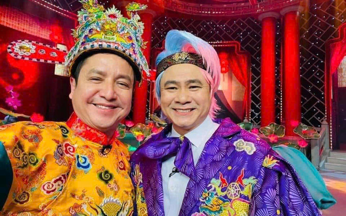 NSND Tự Long hé lộ điều bất ngờ về Táo Quân 2025 Ảnh 2