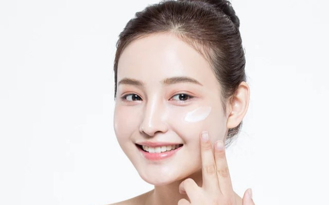 Những mẹo đơn giản chống lại hanh khô, da nứt nẻ vào mùa lạnh không phải ai cũng biết Ảnh 2