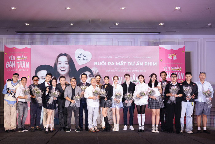 Hà An Huy cùng dàn cast đầy đủ của Yêu Nhầm Bạn Thân chính thức ra mắt khán giả.