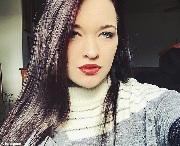 Nhan sắc xinh đẹp của người mẫu Nicole Sincavage trước khi xảy ra vụ tai nạn kinh hoàng.