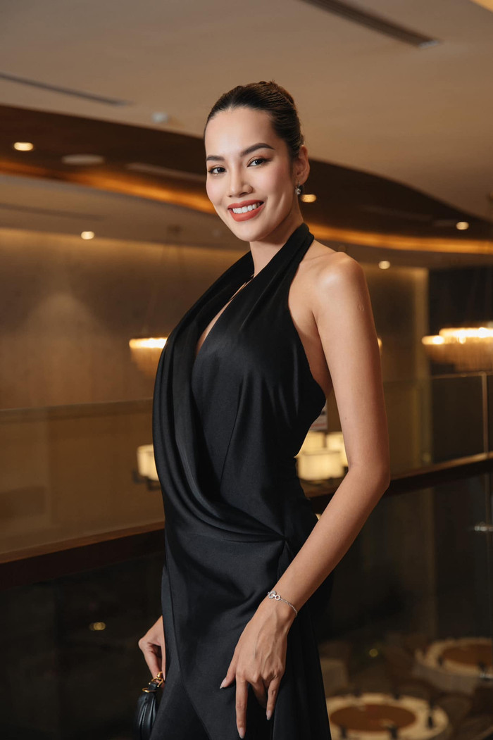 Nàng hậu tích cực tham gia nhiều sự kiện về thời trang. (Ảnh FBNV)