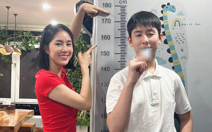 Lê Phương flex chiều cao 'khủng' của con trai ở tuổi 12 Ảnh 2