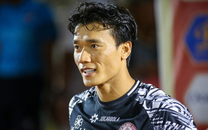 Thủ môn Bùi Tiến Dũng xúc động nói lời chia tay để lên Gia Lai Ảnh 2