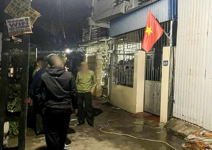 Căn nhà ở ngõ 95 đường Bái, người đàn ông tự thiêu bản thân. Ảnh: Báo Giao thông.