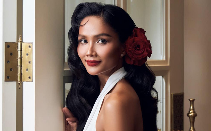 H'Hen Niê từ Hoa hậu vượt khó thành 'yêu nữ hàng hiệu' thế hệ mới Ảnh 2