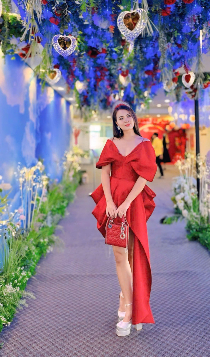 Tân hoa hậu cho biết, chiến thắng tại cuộc thi là cột mốc đáng nhớ. Sau khoảnh khắc nhận vương miện, cô trăn trở về những điều cần làm trong hành trình phía trước. Trước đó, tại cuộc thi Hoa hậu Văn hóa Du lịch Việt Nam, Phạm Thị Ngọc Thanh đã vượt qua các thí sinh khác để giành ngôi vị cao nhất. Tân hoa hậu gây ấn tượng bởi học thức tốt và luôn giữ vững phong độ trong các vòng thi.