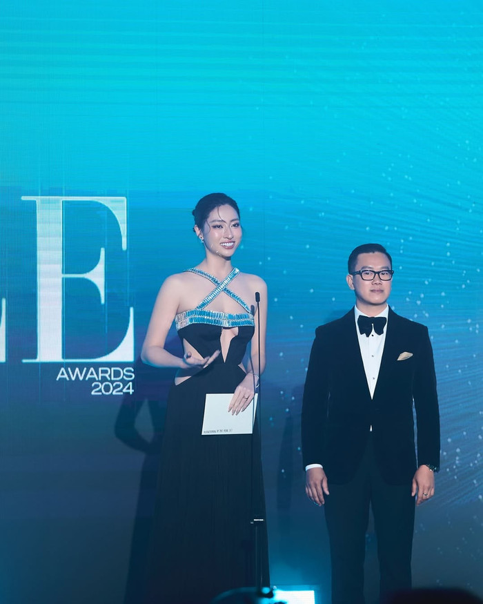 Bộ trang phục cắt xẻ với thiết kế cực kỳ quyến rũ, tôn dáng và khoe khéo vòng một của Hoa hậu Lương Thùy Linh đã nhận về nhiều sự quan tâm, yêu thích từ cư dân mạng. Qua đó, có thể thấy nàng hậu thường  ưu tiên chọn trang phục tôn lên thân hình chuẩn mực và nét quyến rũ riêng biệt, qua đó thể hiện được gu thẩm mỹ thời thượng.