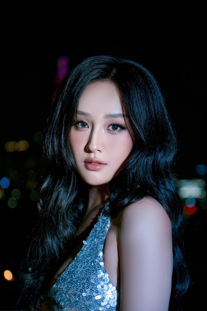 Vẻ ngoài phồn thực của Hoa hậu Mai Phương Thúy Ảnh 2