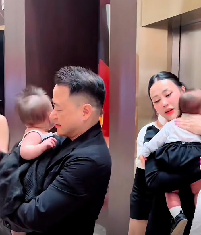 Gia đình Phương Oanh ở sự kiện. Ảnh: Chụp màn hình