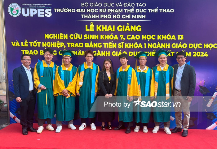 Các cầu thủ trưởng thành từ Học viện HAGL tốt nghiệp Đại học là chuyện ý nghĩa với bóng đá Việt Nam.