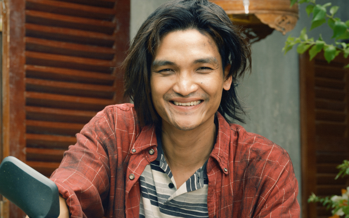 Tạo hình của Mạc Văn Khoa trong phim điện ảnh Kính Vạn Hoa - ĐPCC.