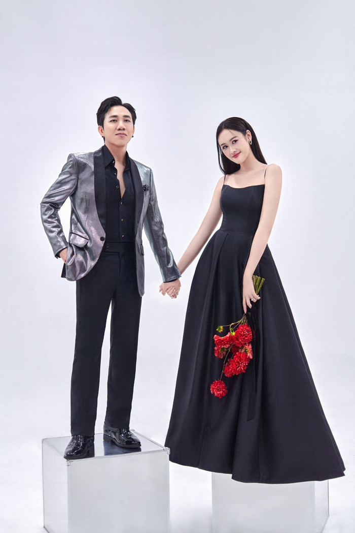 Vợ chồng Anh Đức - Anh Phạm tận hưởng cuộc sống vợ chồng son. (Ảnh FBNV)