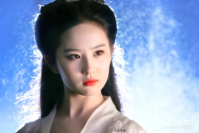 Lưu Diệc Phi đơn giản vẫn đẹp xuất sắc